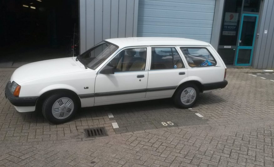 Opel Record 1.8E